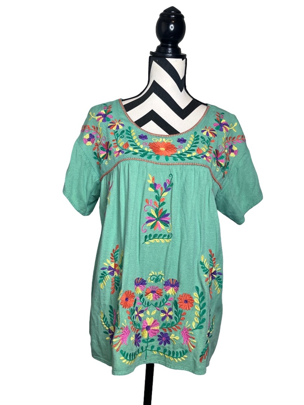 Layerz Clothing Boho Floral Embroidered Sz L Short-Sleeve Blouse
